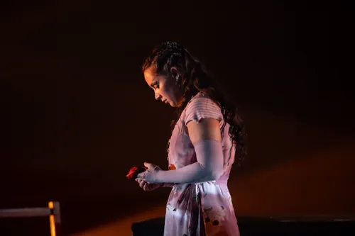 spektaklis e2809epiteris penas fotografe viktorija lankauskaite scaled