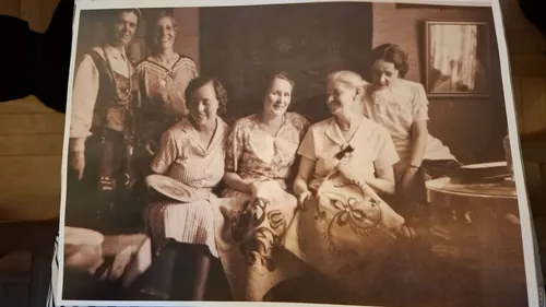 Mikalinos Glemžaitės archyvas / J. Vaičenonio nuosavybė