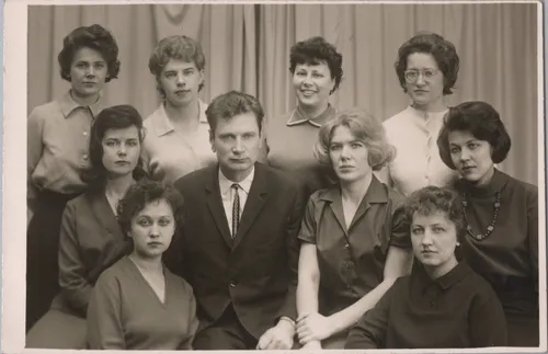 Albinas Kentra su kolegėmis Leningrado universitete lankant užsienio kalbų kursus aukštųjų mokyklų dėstytojams, 1963–1965 m., VDKM archyvas