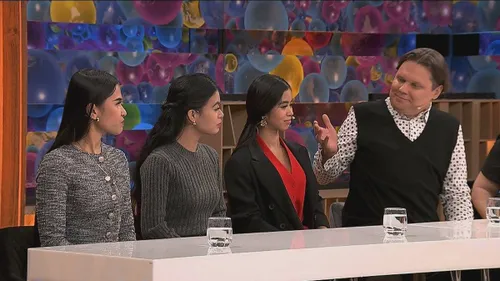 G. Volkavičius su žmonomis