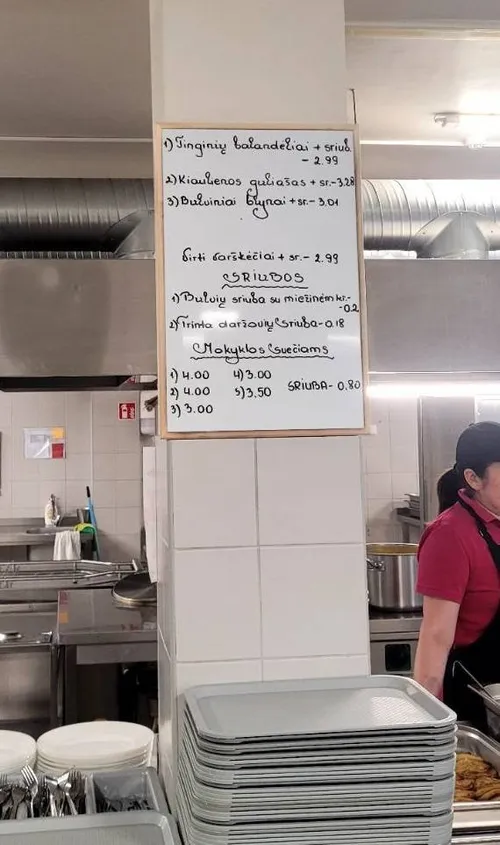 J. Dobkevičiaus progimnazijos valgiaraštis / Skaitytojos nuotr.