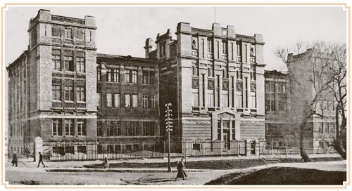 „Saulės“ mergaičių gimnazijos rūmai. G. Milerytės-Japertiėnės archyvas