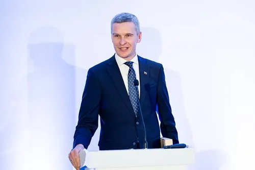 0fc9e2_0c8373c7c7a24f879b649f59c047f6cb~mv2