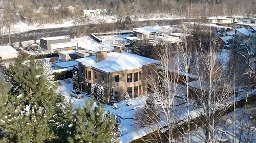 0fc9e2_97d1cb1c411a46ec849f11b3f43881ae~mv2