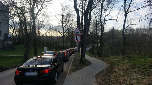 Tiltelis, Mosėdžio g.