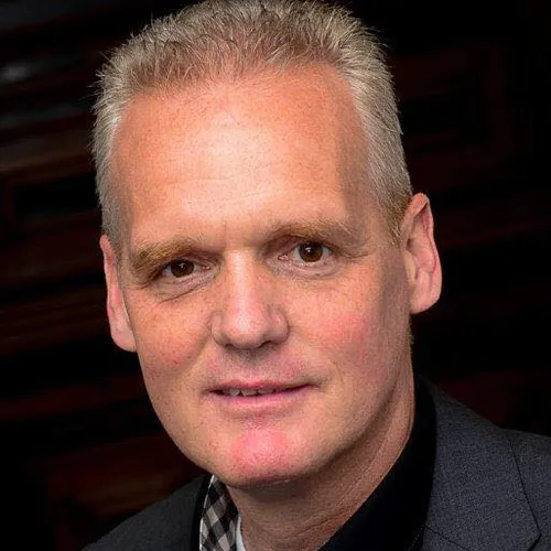 11002503 678076938982344 483854325097474129 n