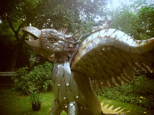 feras dahhan metal sculpture