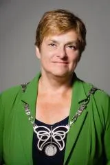 burgemeesternellykalfs25 photoyou