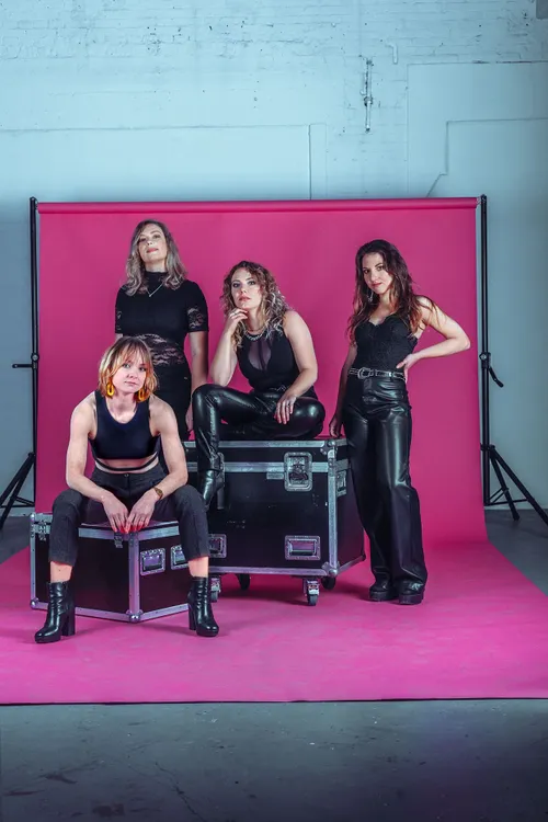 molenpopnobanans c2a9mike nicolaassen photo