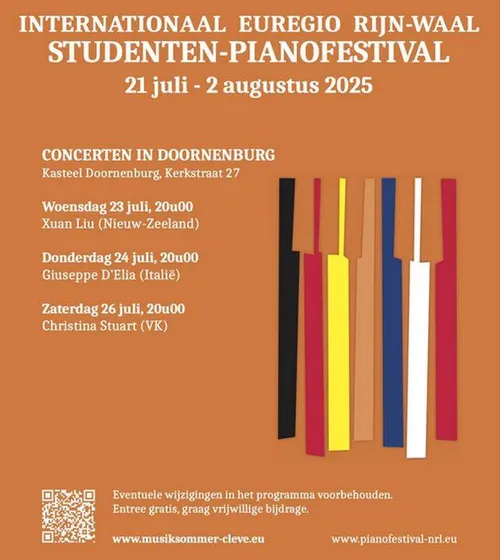 Piano.-07-22 at 12-05-13 18e editie van het Internationaal Euregio Rijn-Waal Studentenfestival Kasteel Doornenburg