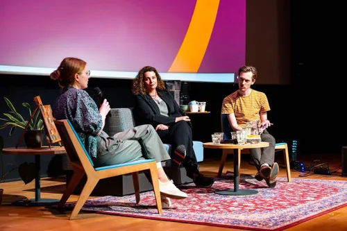 Over de grens.Jesse Wensing.(131)