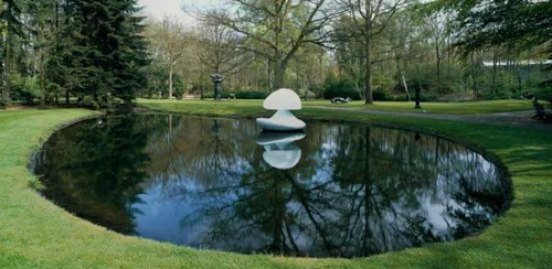 Cary Markerink.Drijvende sculptuur