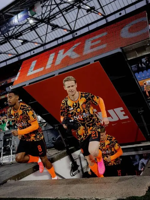 KNVB.Patta shirt