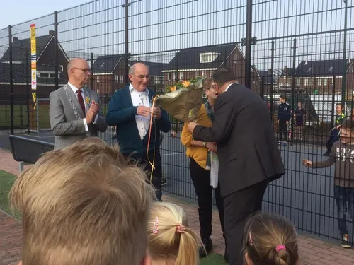 56396061 2100151450104382 6339538038619635712 n