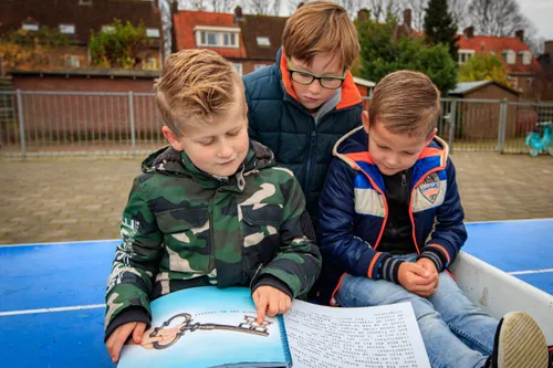 efteling tactiel prentenboek redders van ruigrijk guus en klasgenoten