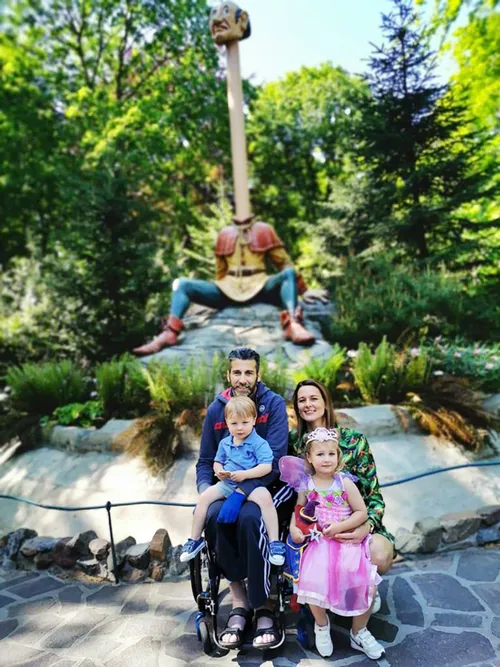 foto familie de hond bij langnek efteling hr