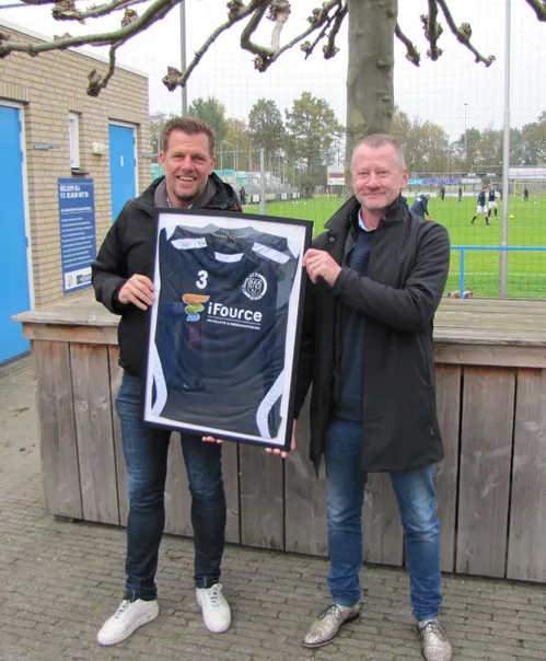 sponsior en voorzitter blauw wit81