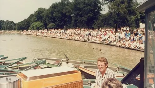 <span style="color: rgb(165, 157, 149); font-family: OpenSans, sans-serif;">Te Land, Ter Zee En In De Lucht - 1986 - Freewheelen</span>