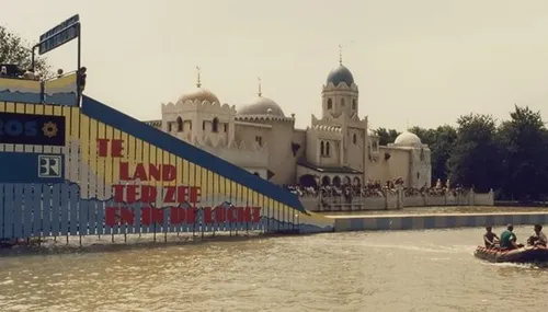 <span style="color: rgb(165, 157, 149); font-family: OpenSans, sans-serif;">Te Land, Ter Zee En In De Lucht - 1986 - Freewheelen</span>