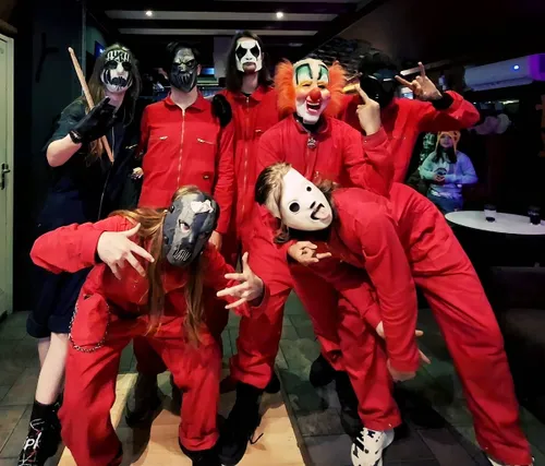 2025-11-23-18-24-34-066