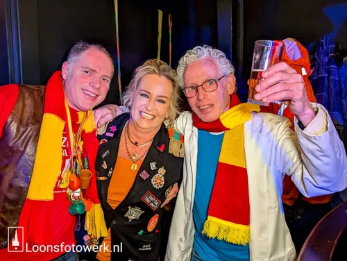 PXL_20260217_185104636