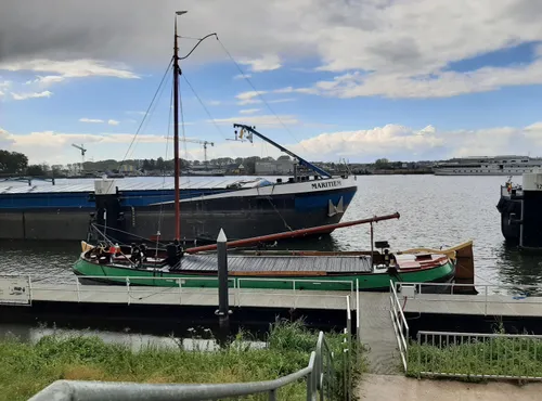 De tjalk 'Nooit Volmaakt'