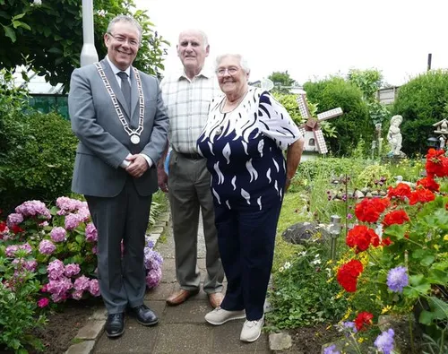 60 jarig huwelijkspaar heer en mevrouw meeuwissen uit linne
