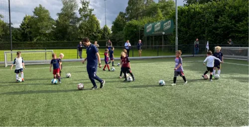 nieuws 2024 2025 fotoboek soccer academy 1 udi soccer academy 3png