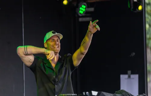 2024 08 25 optreden stuk tv op de markt uden 25