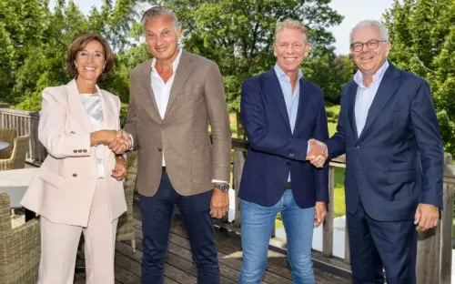 Van Links naar rechts: Esmée Ficheroux, Bart van der Sluijs, William Vlemmix, John van Hoof.