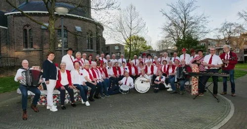 Arno-Claasen-De Wit/Eigen Herd