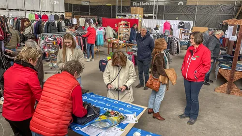 01. Kledingbeurs Caritas Uden (19 oktober 2025)