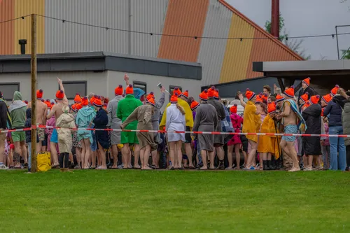 01-01-2026 Nieuwjaarsduik Hemelrijk Volkel-4