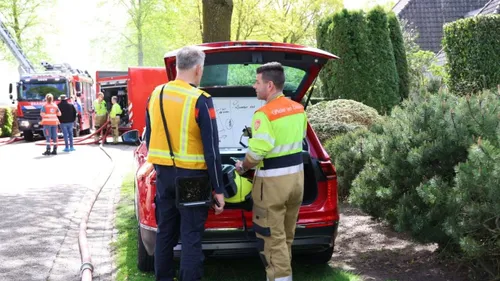 19-04-2026 Dakbrand boerderij Uden 08