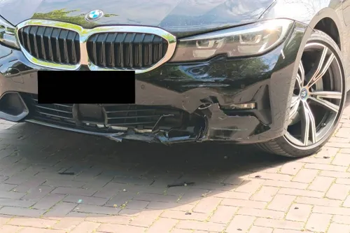 27-04-2026 Aanhouding na aanrijding Uden 04