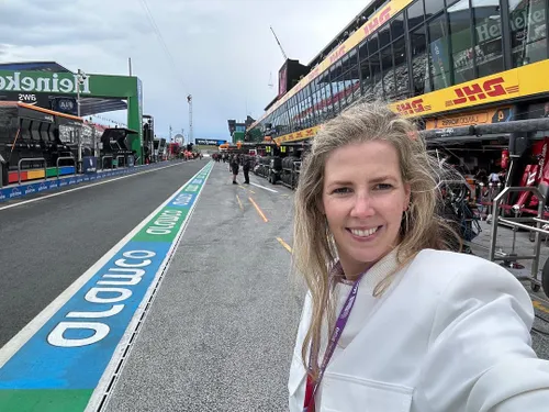 372011695 809717047517947 3531048658326023671 n