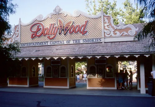 375 b dollywood