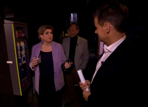 angela de jong bij in de wandelgangen