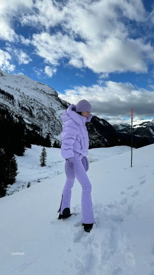 kellypiquet 3272391190715051907