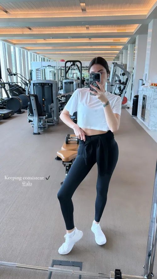 kellypiquet 3312682797116724414