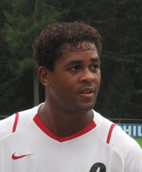 kluivert7sep2006 cropped