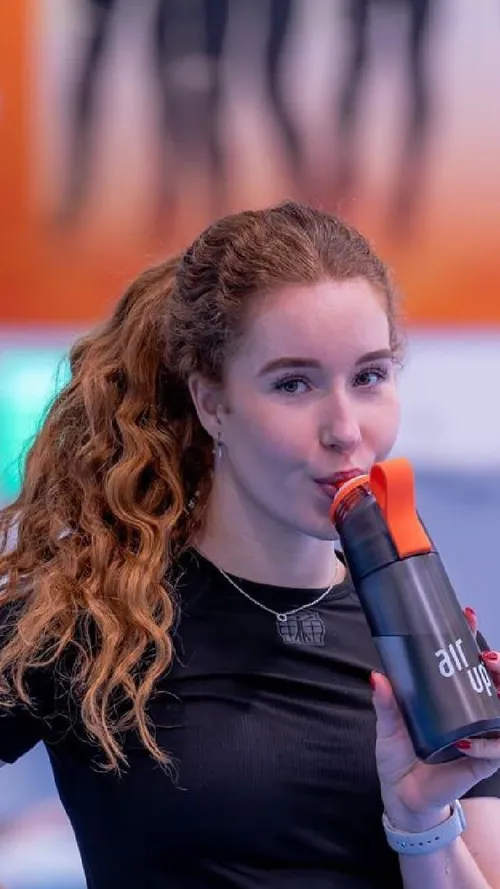 michelledejong 3288107584907266594 1