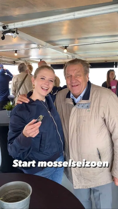 noavahle 3140119105078638060 1