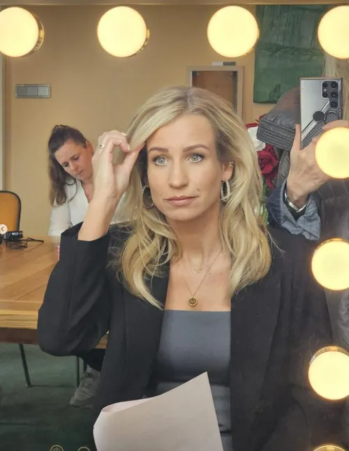 dit vinden mensen van presentatrice dionne stax