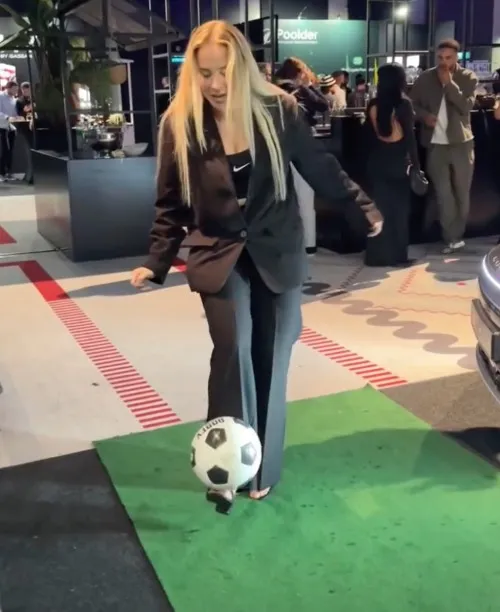 Ilse van Esch op het Life After Football evenement