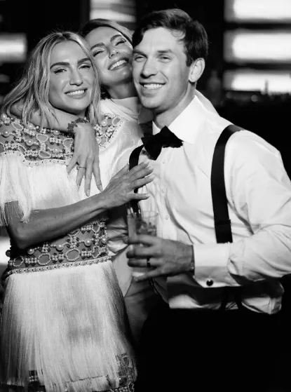 kelly piquet moet zonder max verstappen naar trouwfeest van haar zusje