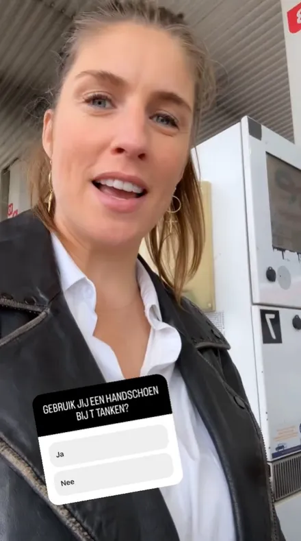 marieke elsinga geeft een lesje over pompen met bescherming