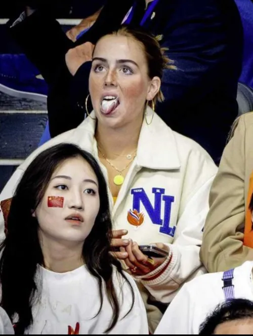 maxima is woedend op prinses alexia door kauwgom foto