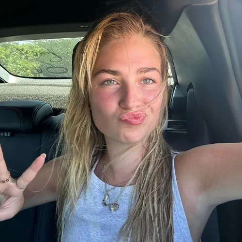 roxy dekker