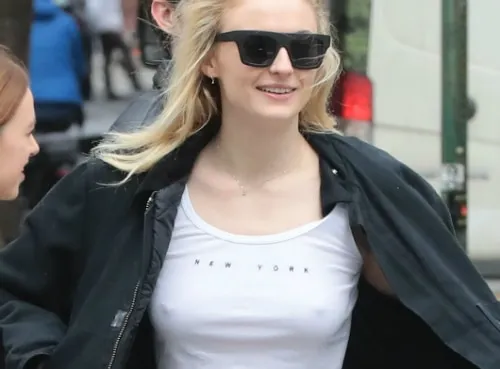 sophie turner tepel
